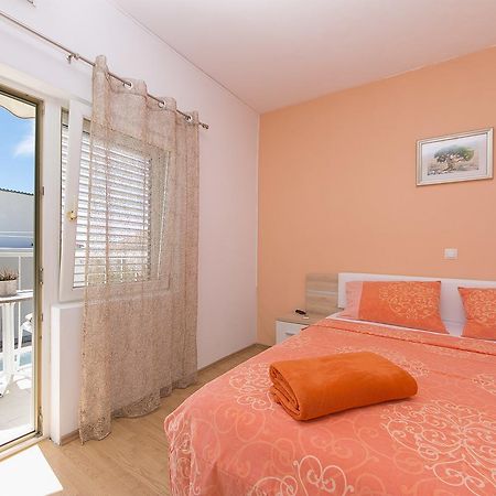 Apartment "San Marino" Baška Voda エクステリア 写真