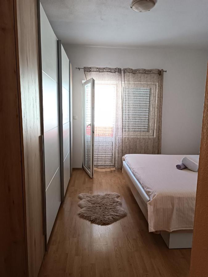 Apartment "San Marino" Baška Voda エクステリア 写真