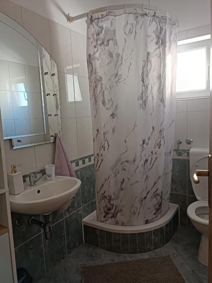 Apartment "San Marino" Baška Voda エクステリア 写真