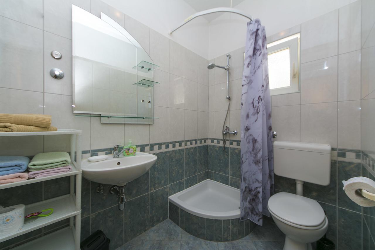 Apartment "San Marino" Baška Voda エクステリア 写真